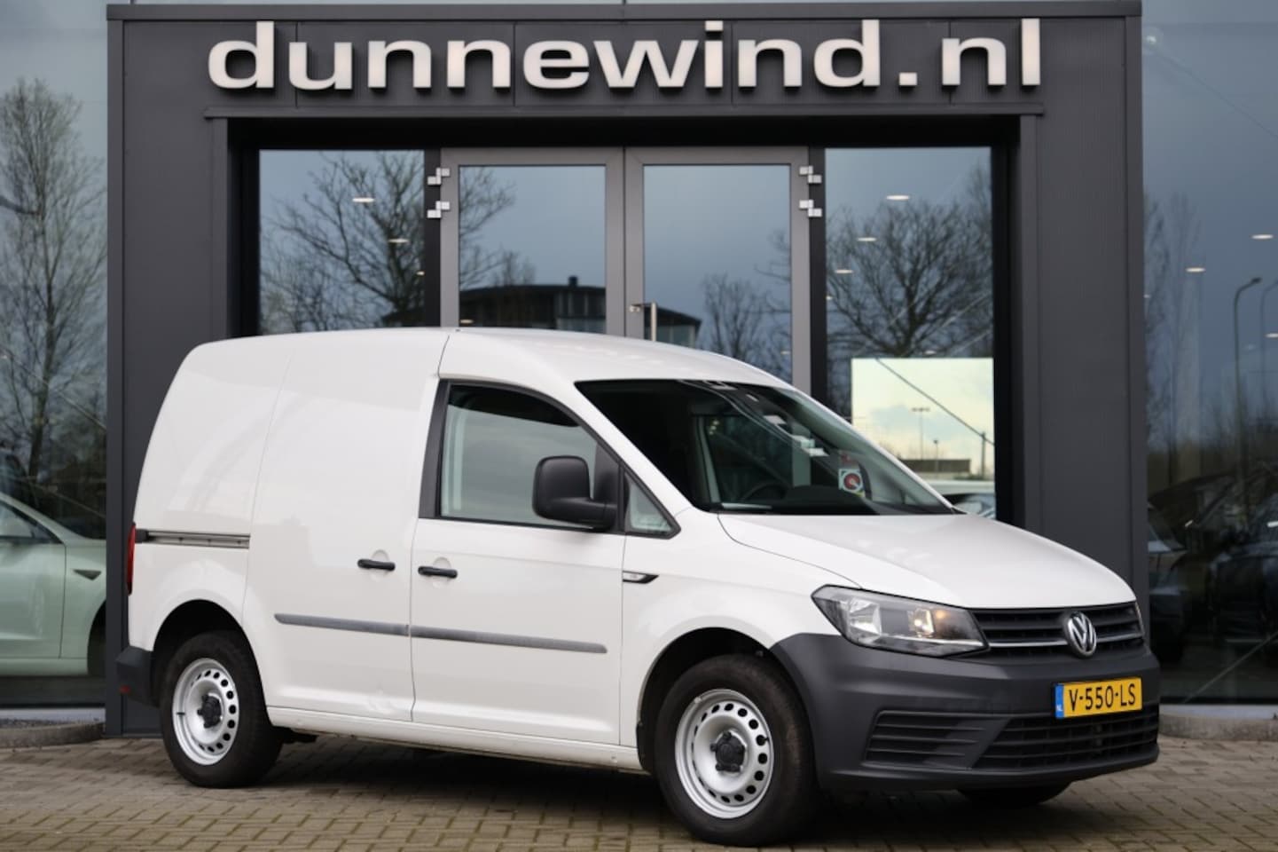 Volkswagen Caddy - 1.2 TSI L1H1 BMT Trendline 1.2 TSI L1H1 BMT Trendline - AutoWereld.nl