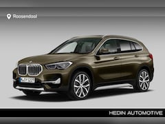 BMW X1 - sDrive18i High Executive Edition | Head up | Panoramadak | 19 inch | Stoelverwarming |