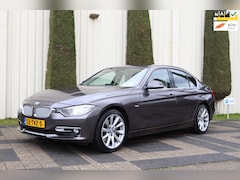 BMW 3-serie - 328i High Executive AUTOMAAT, LEDER, NAVI, ECC, XENON