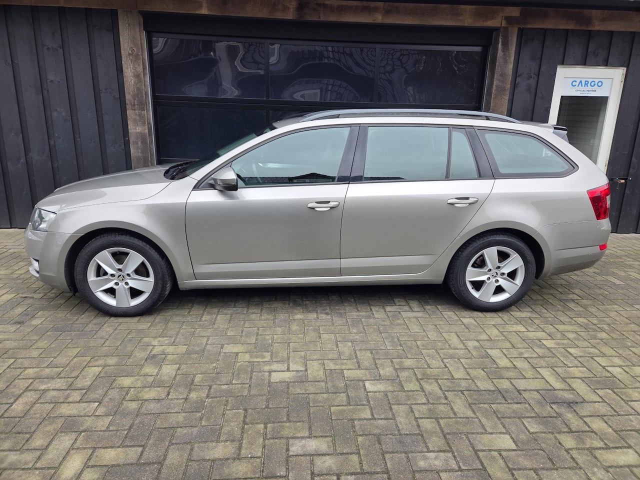 Skoda Octavia Combi - 1.6 TDI Greenline *GERESERVEERD*