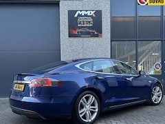 Tesla Model S - 70 Base