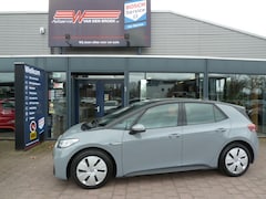 Volkswagen ID.3 - 58kWh 204pk LIFE -NAV.-stuur en stoel verw.-EERSTE EIG.-BTW
