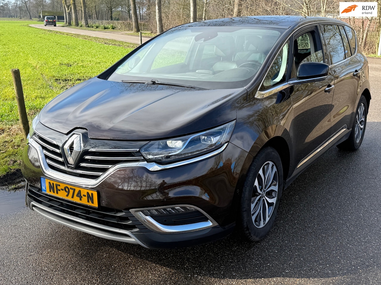 Renault Espace - 1.6 TCe Dynamique 7p | automaat | led | pano |trekhaak ! - AutoWereld.nl