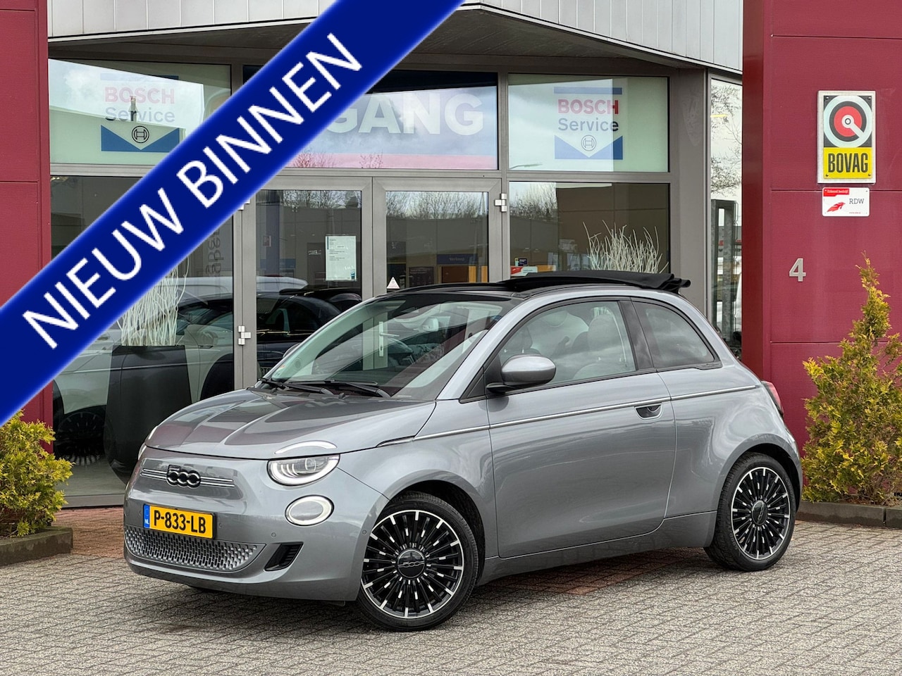 Fiat 500 C - Icon 42 kWh | 17"LMV | Camera | Chrome pakket - AutoWereld.nl