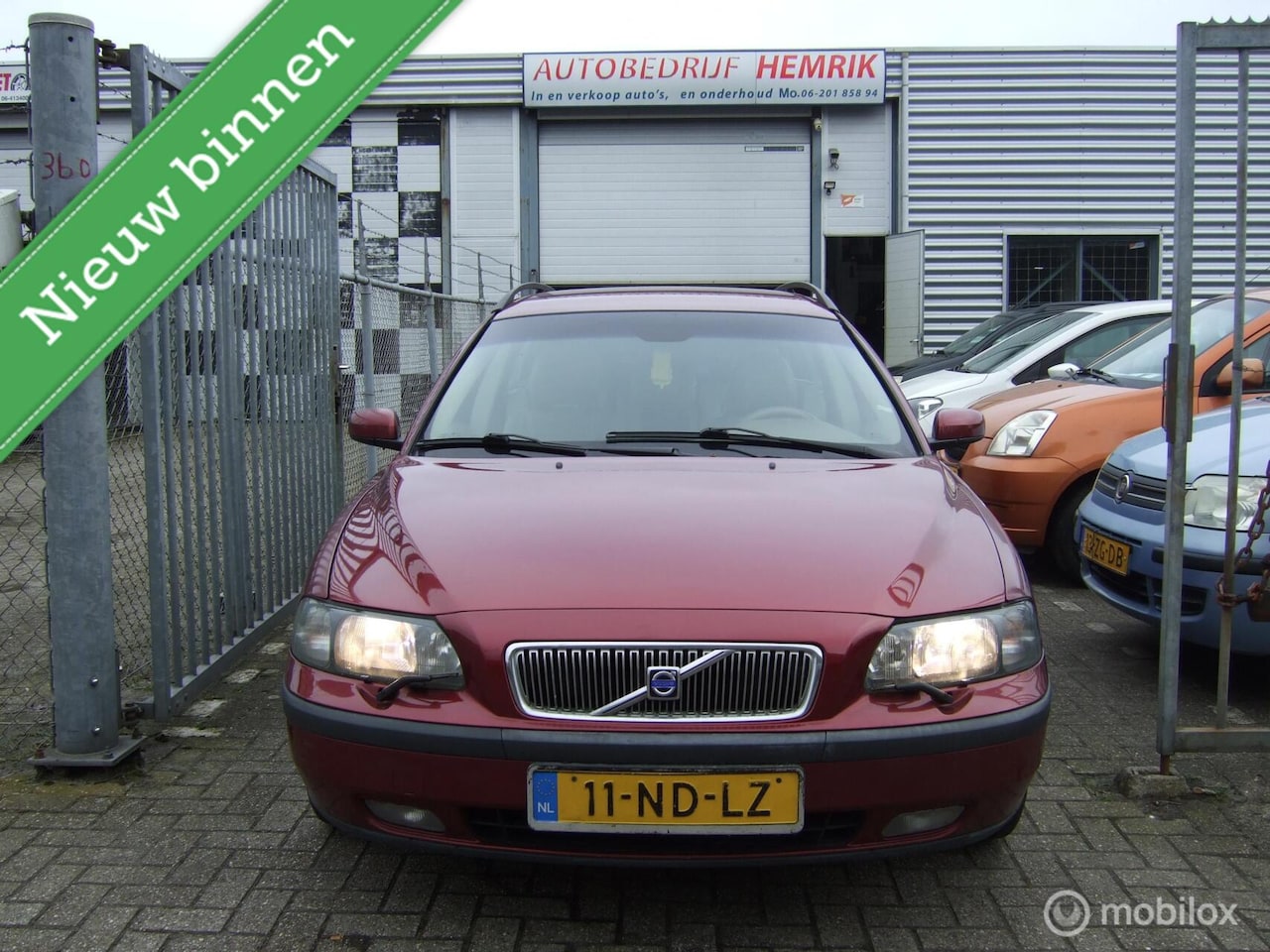 Volvo V70 - 2.4 Comfort Line 2.4 Comfort Line - AutoWereld.nl