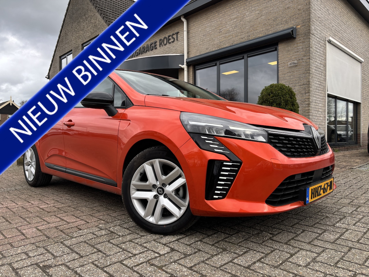 Renault Clio - 5DRS 1.6 E-Tech Full Hybrid Automaat Evolution Full LED / Carplay / Cruise control - AutoWereld.nl