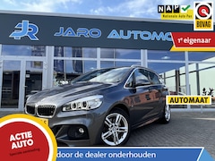 BMW 2-serie Active Tourer - 220i High Executive | M-Sport | HUD | Automaat | Trekhaak afneembaar 1.500 kg | NAP | 1e e
