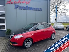 Lancia Y(psilon) - Ypsilon 0.9 TwinAir Bl.&Red Pdc|Lm-velgen|Airco
