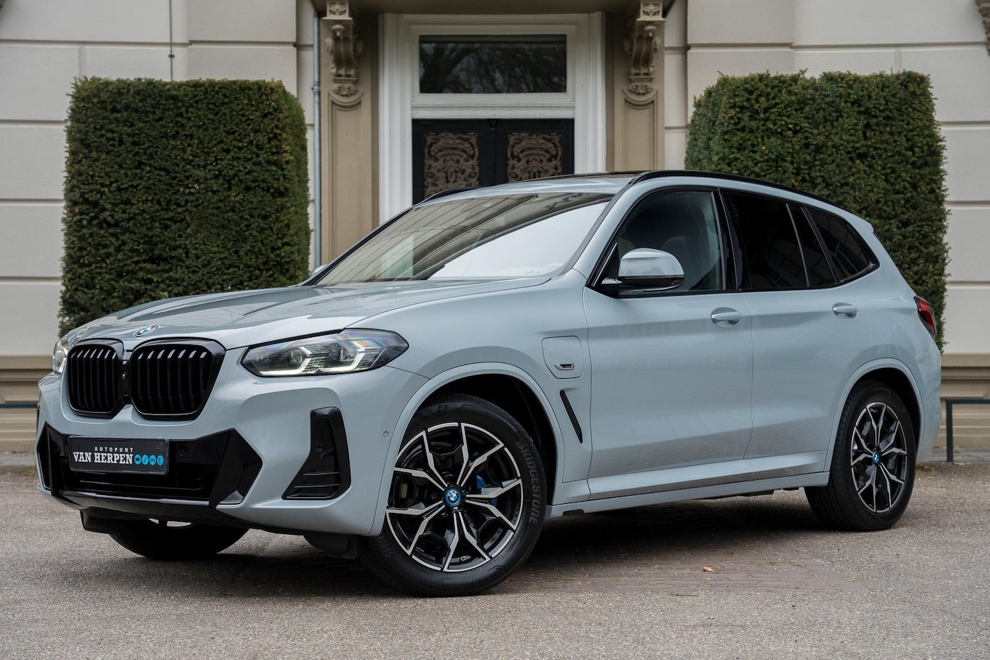 BMW X3 - xDrive30e High Executive TREKHAAK | PANO | MOKKA LEDER | KEYLESS | CARPLAY | 1E EIGN - AutoWereld.nl