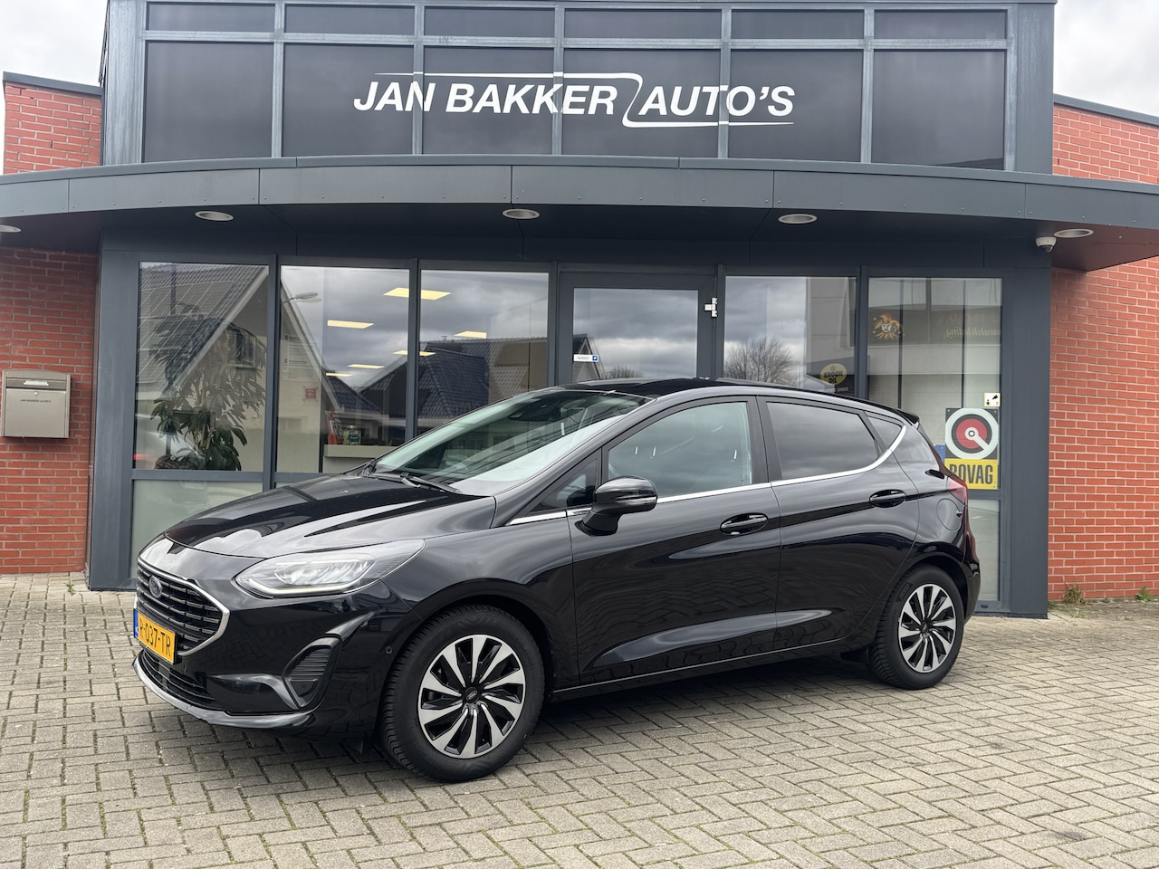 Ford Fiesta - 1.0 EcoBoost Hybrid Titanium ✅ CarPlay / Android Auto ✅ Clima ✅ Cruisecontrol ✅ - AutoWereld.nl