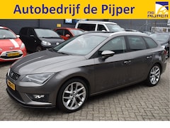 SEAT Leon ST - 1.4 TSI FR Business, PANORAMADAK , BOEKJES, NAP EN ONDERHOUDSHISTORIE