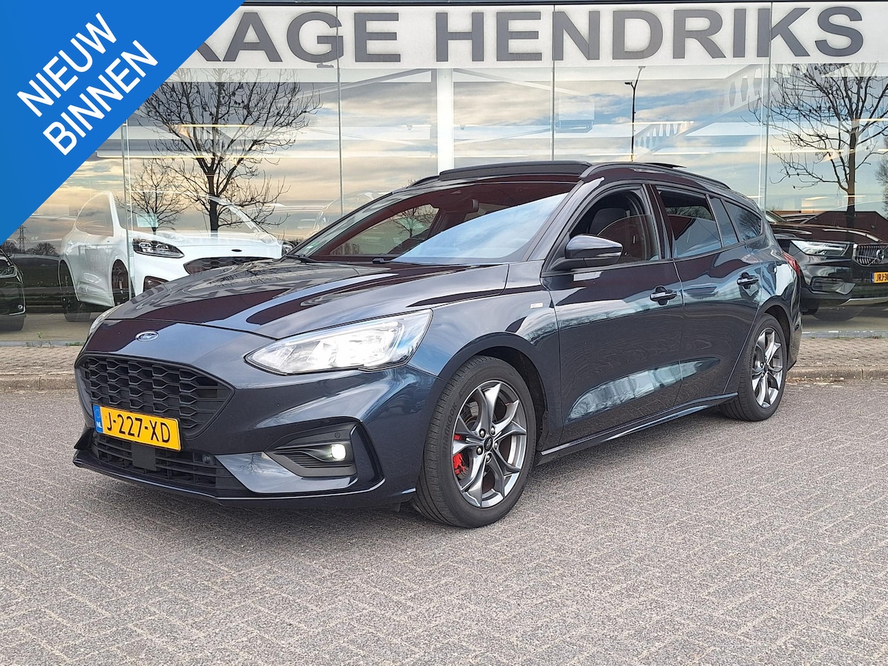 Ford Focus Wagon - 1.0 EcoBoost Hybrid ST Line X Business | Pano | Trekhaak | Climate | Navi | - AutoWereld.nl