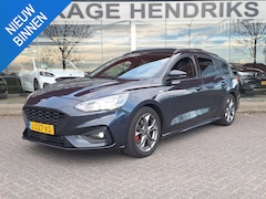 Ford Focus Wagon - 1.0 EcoBoost Hybrid ST Line X Business | Pano | Trekhaak | Climate | Navi |