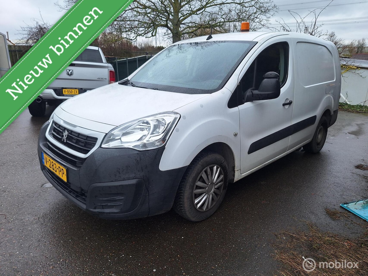 Peugeot Partner - bestel 122 1.6 BlueHDi 100 L2 Premium S&S - AutoWereld.nl