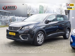 Peugeot 5008 - 1.2 PureTech Blue Lease Executive 7 Pers/CARPLAY