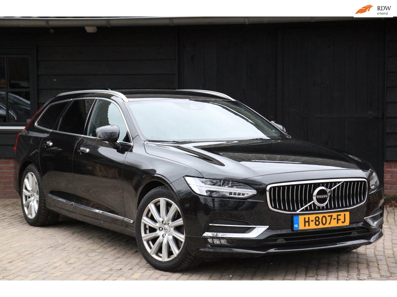 Volvo V90 - 2.0 D5 AWD Inscription Camera/Adaptive/Parkeersensor v,a/Trekhaak uitklapbaar - AutoWereld.nl
