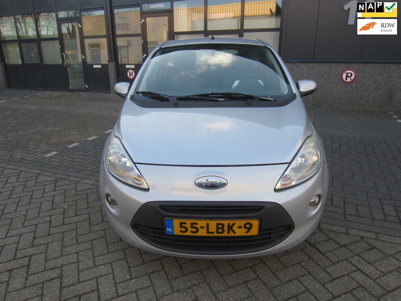 Ford Ka - 1.2 Titanium 2010 Airco NAP! APK! - AutoWereld.nl