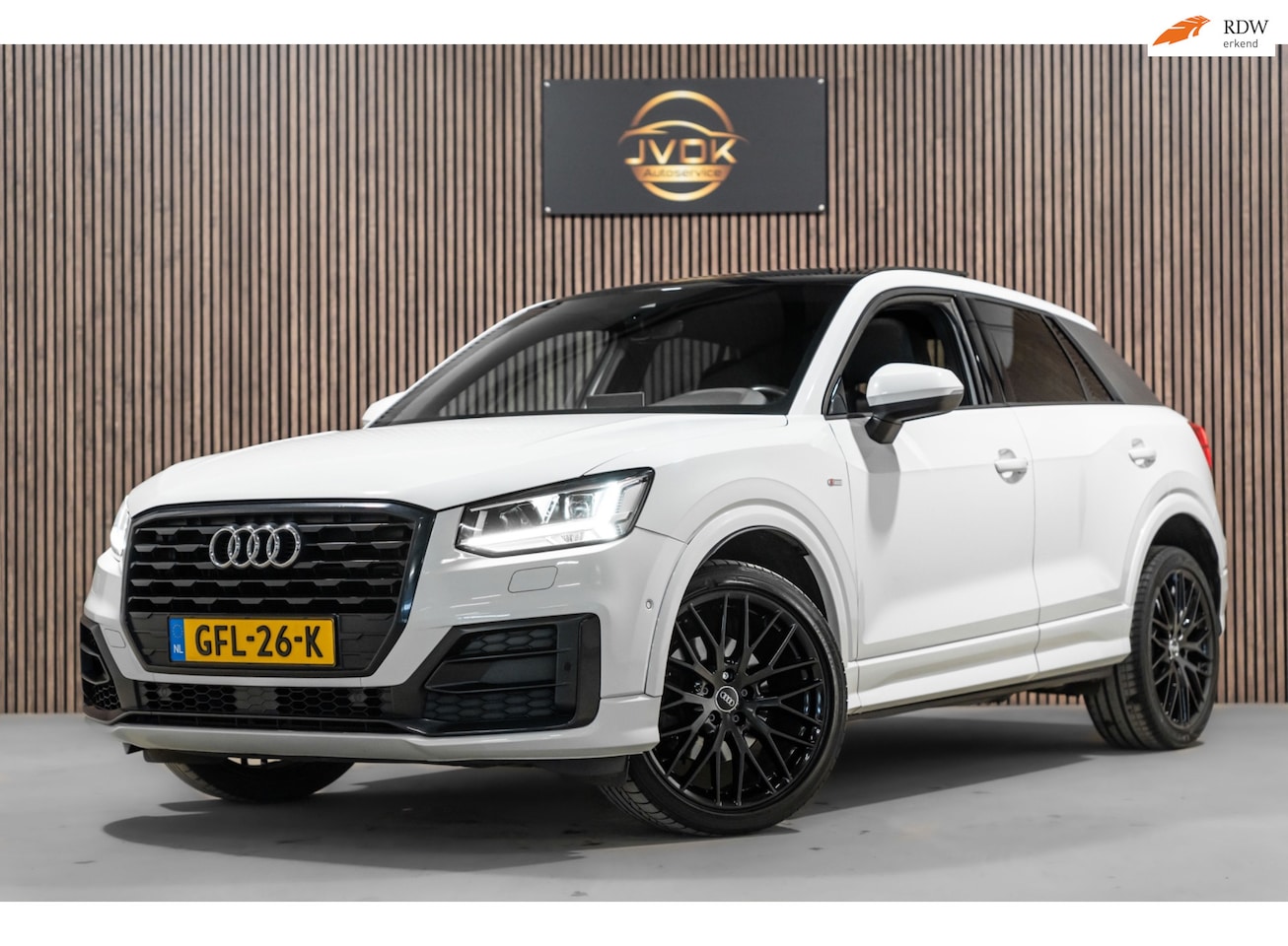 Audi Q2 - 35 TFSI CoD Sport S-Line DSG PANO NAVI PDC - AutoWereld.nl