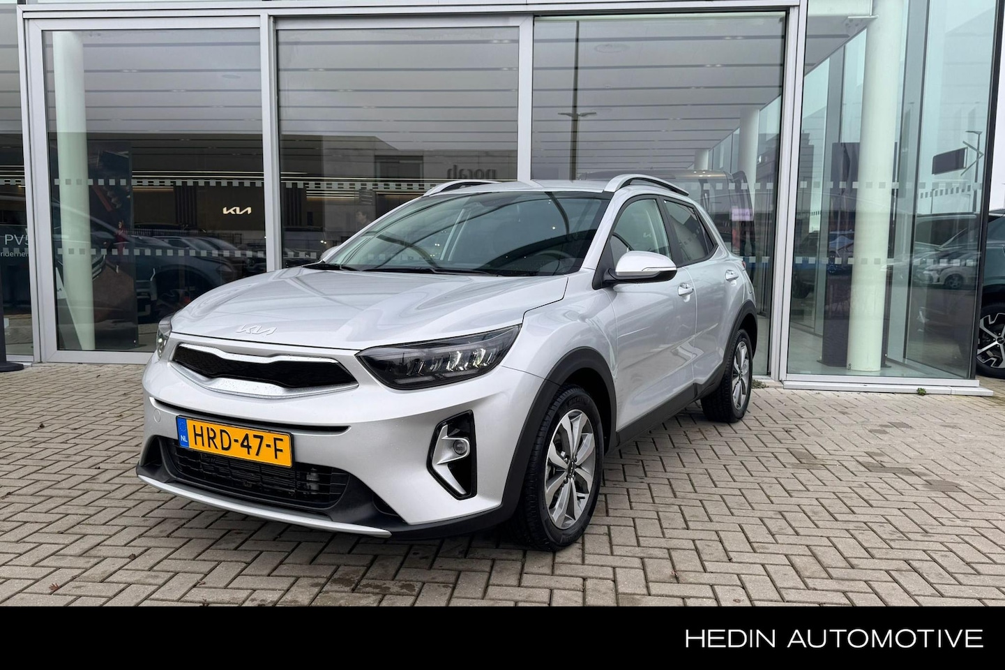 Kia Stonic - 1.0 T-GDi MHEV DynamicPlusLine | Navigatie | Stoel- en stuurverwarming | Cruise Control | - AutoWereld.nl