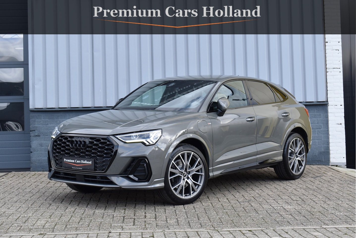 Audi Q3 Sportback - 45 TFSI e S-Line 245 Pk Navi Sonos Keyless Camera ACC 20 Inch - AutoWereld.nl