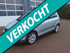 Volkswagen Golf - 1.4 TSI Cross