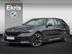 BMW i5 Touring - eDrive40 M Sportpakket Pro 21'' / Active Steering / Panoramadak / Bowers & Wilkins / Drivi