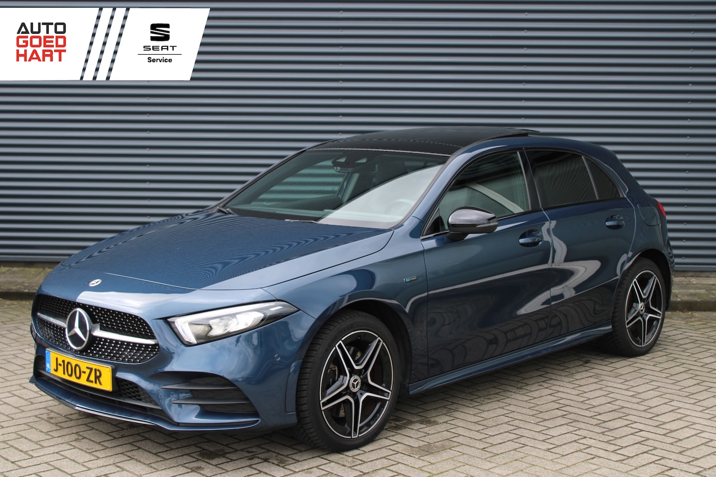 Mercedes-Benz A-klasse - 250 e AMG Limited Panoramdak Sfeerverlichting Leer/Alcantara - AutoWereld.nl
