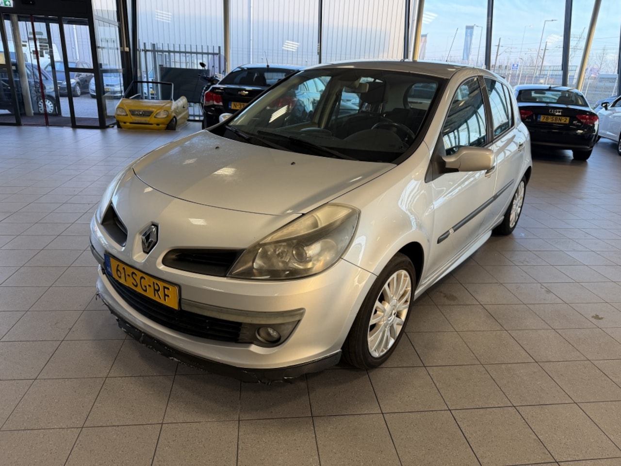 Renault Clio - 1.6-16V Privilège 1.6-16V Privilège - AutoWereld.nl