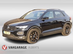 Volkswagen T-Roc - 1.5 TSI Sport Navi / Climate / Stoelverwarming / Panodak / Apple car play / Beats audio