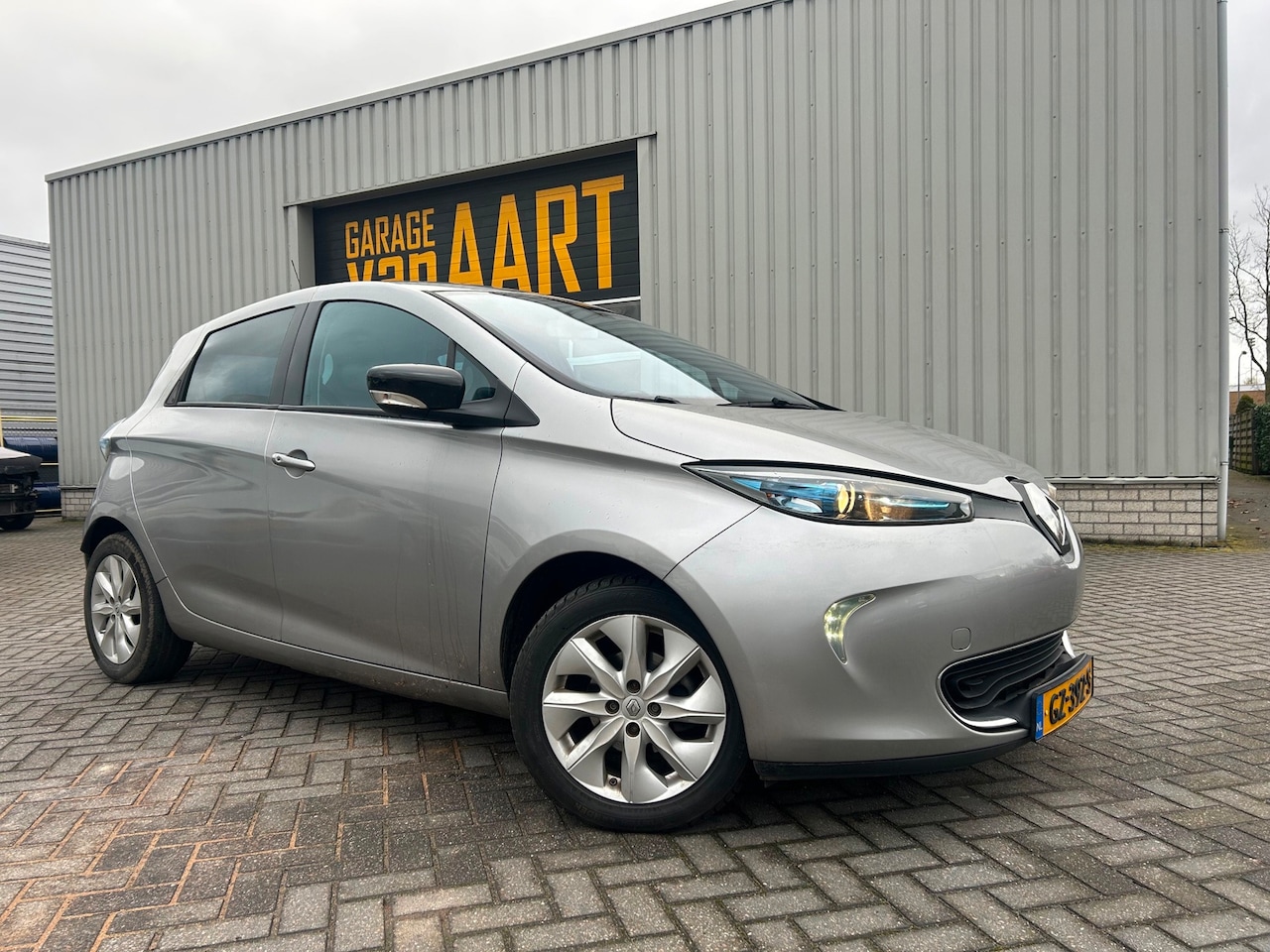 Renault Zoe - Q210 Zen Quickcharge 22 kWh ( huur accu ) | CAMERA | SCHERM | - AutoWereld.nl