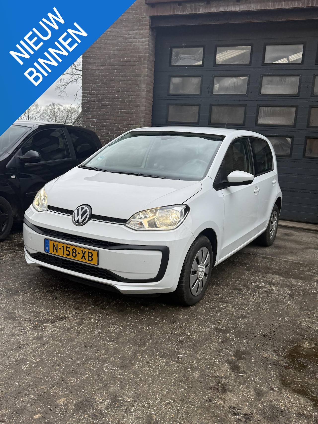 Volkswagen Up! - 1.0 5DRS/Airco/NAP - AutoWereld.nl