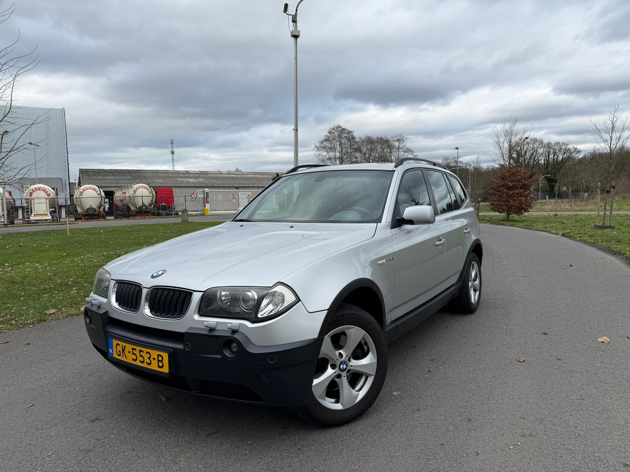 BMW X3 - 2.5i Executive 2.5i Executive, Automaat, Pano, 4X4, Youngtimer - AutoWereld.nl