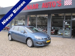 Opel Astra - 1.4 Turbo Blitz met trekhaak