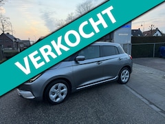 Suzuki Swift - 1.2 Select Smart Hybrid 03/2025 // Nieuwstaat // Frisse kleur // Snel te rijden // Rijklaa