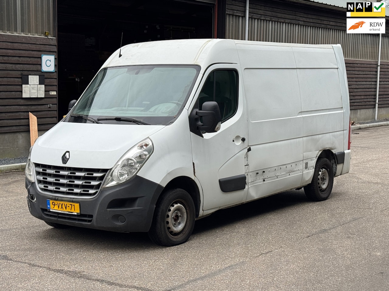 Renault Master - T35 2.3 dCi L2H2 LAADKLEP - AutoWereld.nl