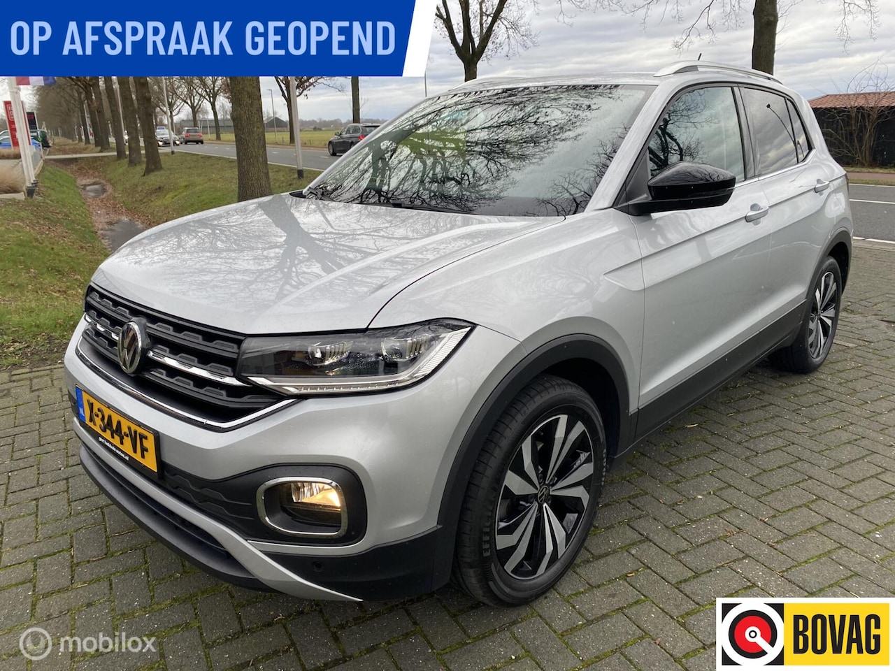 Volkswagen T-Cross - 1.0 TSI Style I camera I Trekhaak I Navigatie - AutoWereld.nl