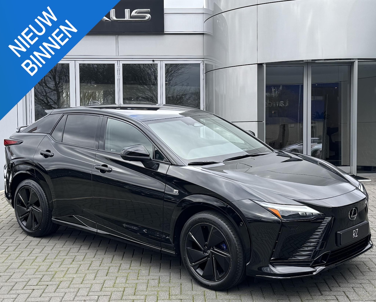 Lexus RZ - 550e DIRECT 4 F SPORT 77 kWh DIRECT LEVERBAAR YOKE-STUUR STEER-BY-WIRE PANO MARK-LEVINSON - AutoWereld.nl