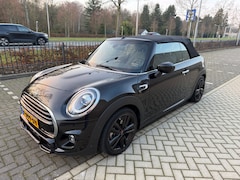 MINI Cabrio - 1.5 Cooper Sidewalk Edition met JCW pakket