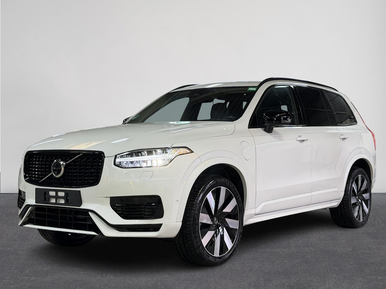 Volvo XC90 - 2.0 T8 4WD Plus Dark Aut. | Pano | HK | Leer+Memory | Winterpakket | LED | ACC ( Vestiging - AutoWereld.nl