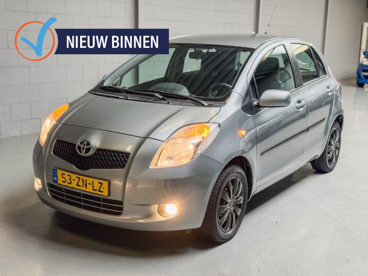 Toyota Yaris - 1.3 VVT-i Sol 1.3 VVTi Sol - AutoWereld.nl