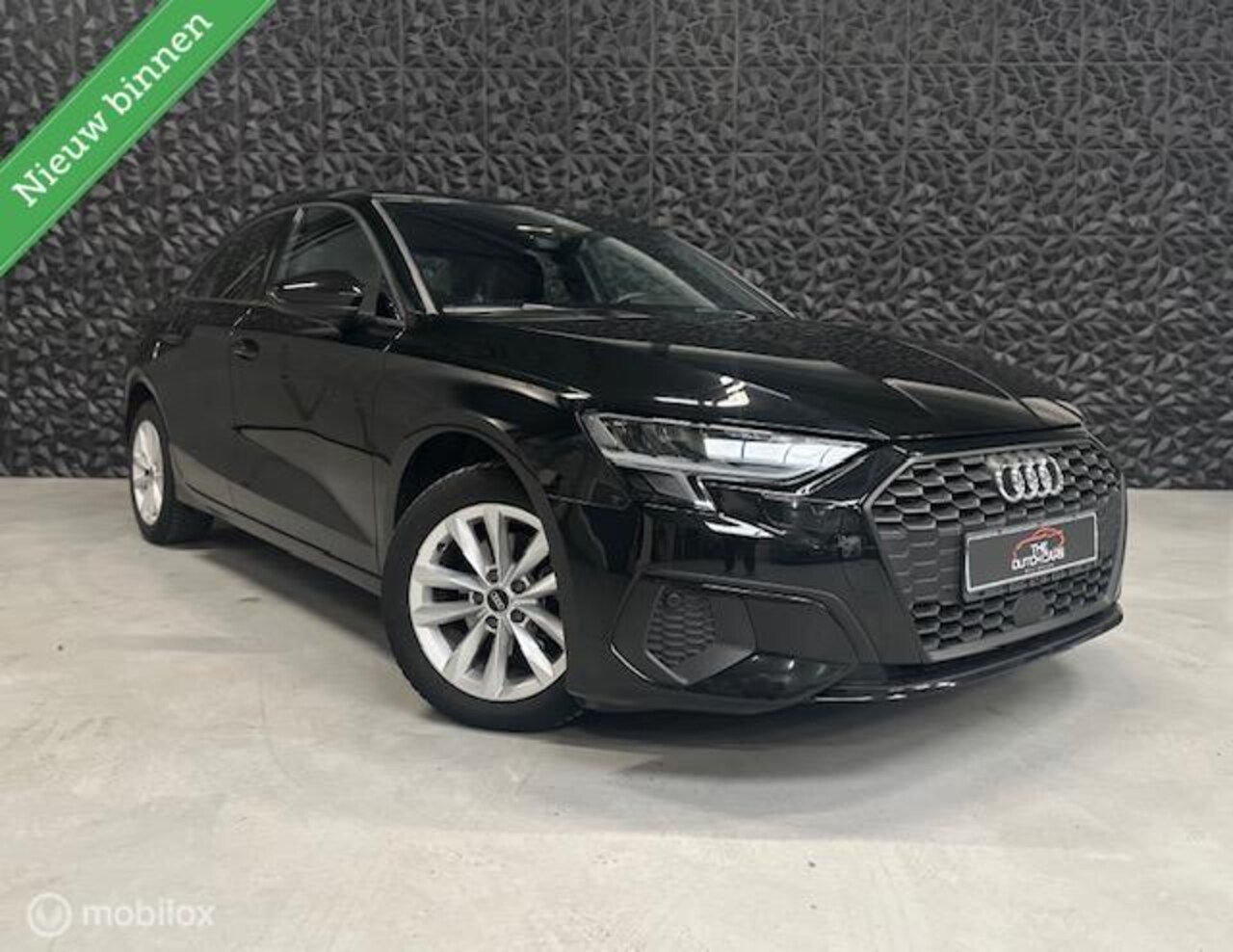 Audi A3 Limousine - 30 TFSI Edition | Apple | Virtual Cockpit - AutoWereld.nl