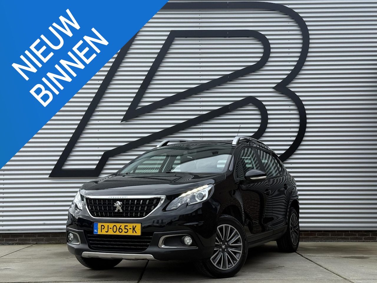Peugeot 2008 - 1.2 PureTech Blue Lion 1e Eigenaar|Navi|Trekhaak|Carplay|Airco|Cruise|PDC|APK tot 10-2026 - AutoWereld.nl