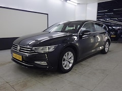 Volkswagen Passat Variant - 1.5 TSI BUSINESS I AUTOMAAT I P-CAMERA I ADAPTIVE CRUISE CONTROL I NAVIGATIE
