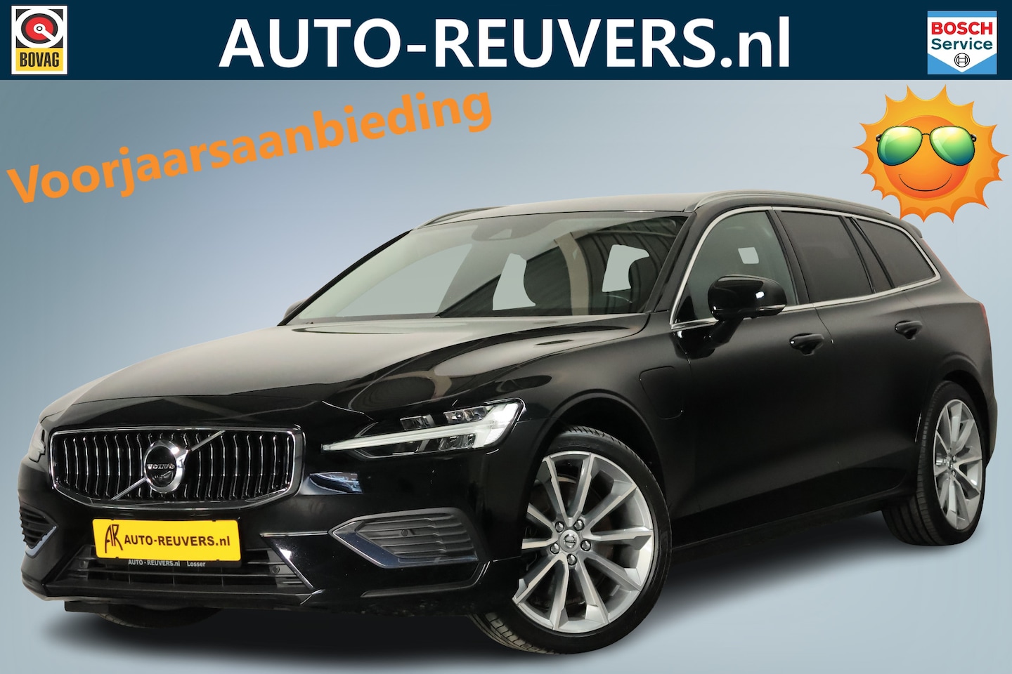 Volvo V60 - 2.0 T8 Twin Engine AWD Momentum Pro / Pilot assist / HUD / HK / Trekhaak - AutoWereld.nl
