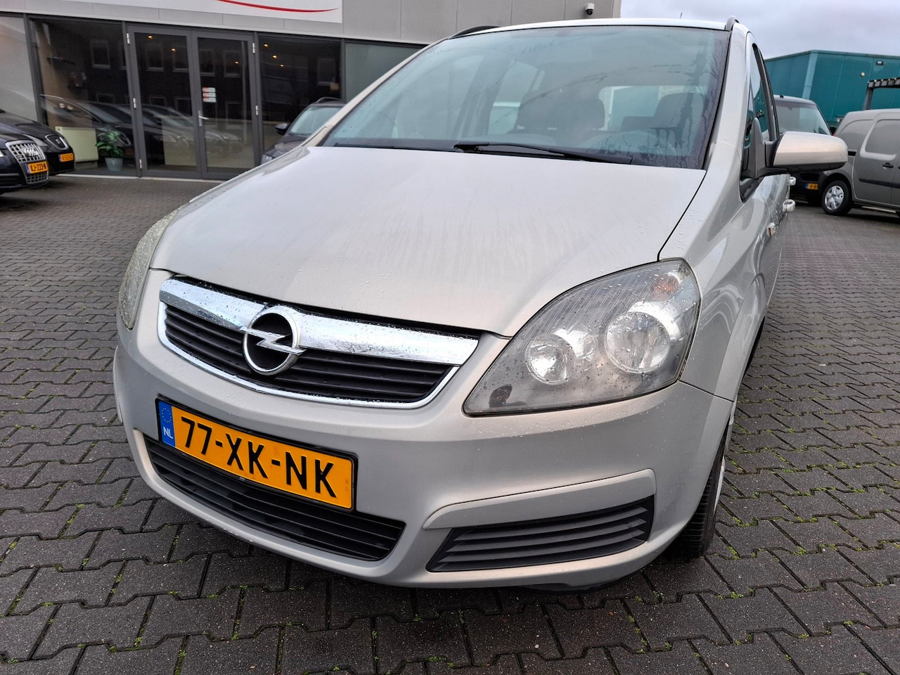 Opel Zafira - 1.6 Business AIRCO/CRUISE/7 PERSOONS! - AutoWereld.nl