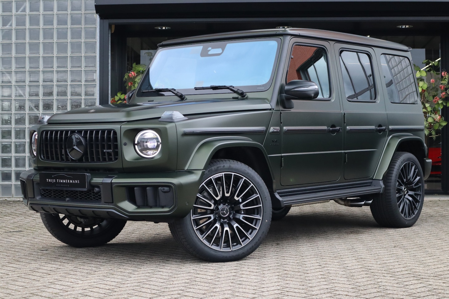 Mercedes-Benz G-klasse - AMG 63 | Performance-pakket, Manufaktur int., Carbon int., Burmester 3D, Massage, Standkac - AutoWereld.nl