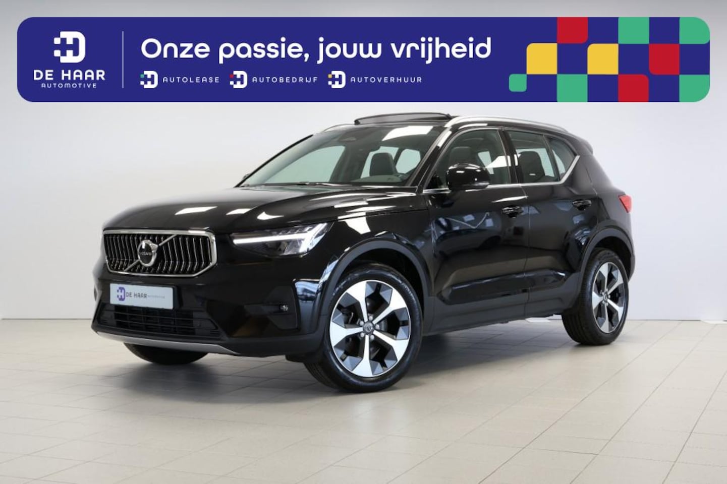 Volvo XC40 - B4 AWD Ultimate  Bright - Facelift - Pano - Leer - Harman/kardon - AutoWereld.nl