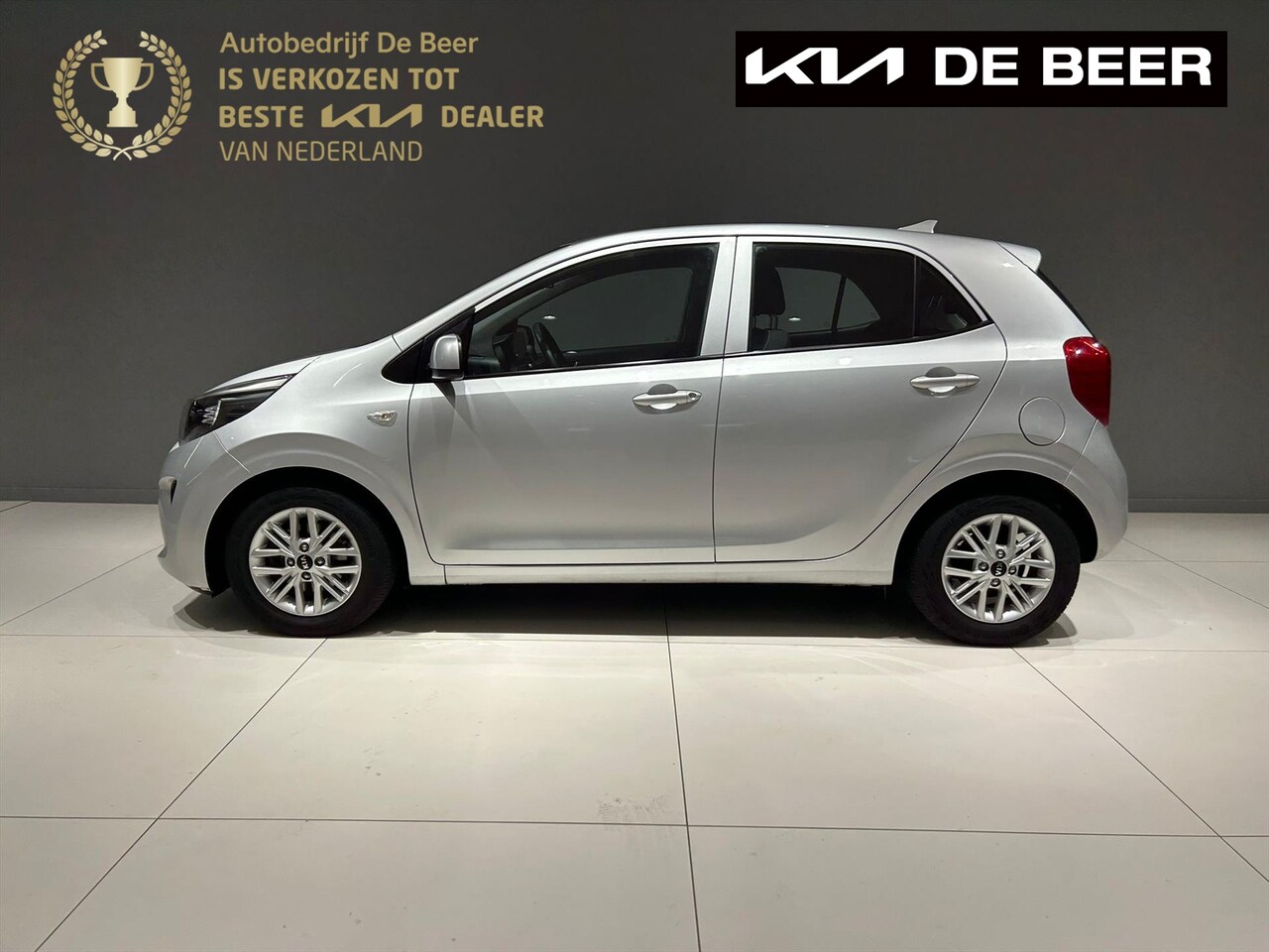 Kia Picanto - 1.0 DPi AMT 67pk 4-zits DynamicLine AUTOMAAT! unieke kmstand - AutoWereld.nl