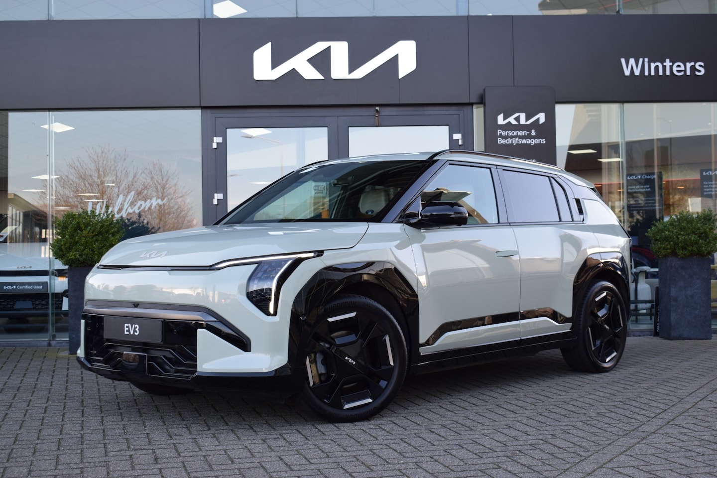 Kia EV3 - GT-PlusLine 81.4 kWh | Memory | Head-Up Display | Stoelverwarming+Ventilatie | - AutoWereld.nl