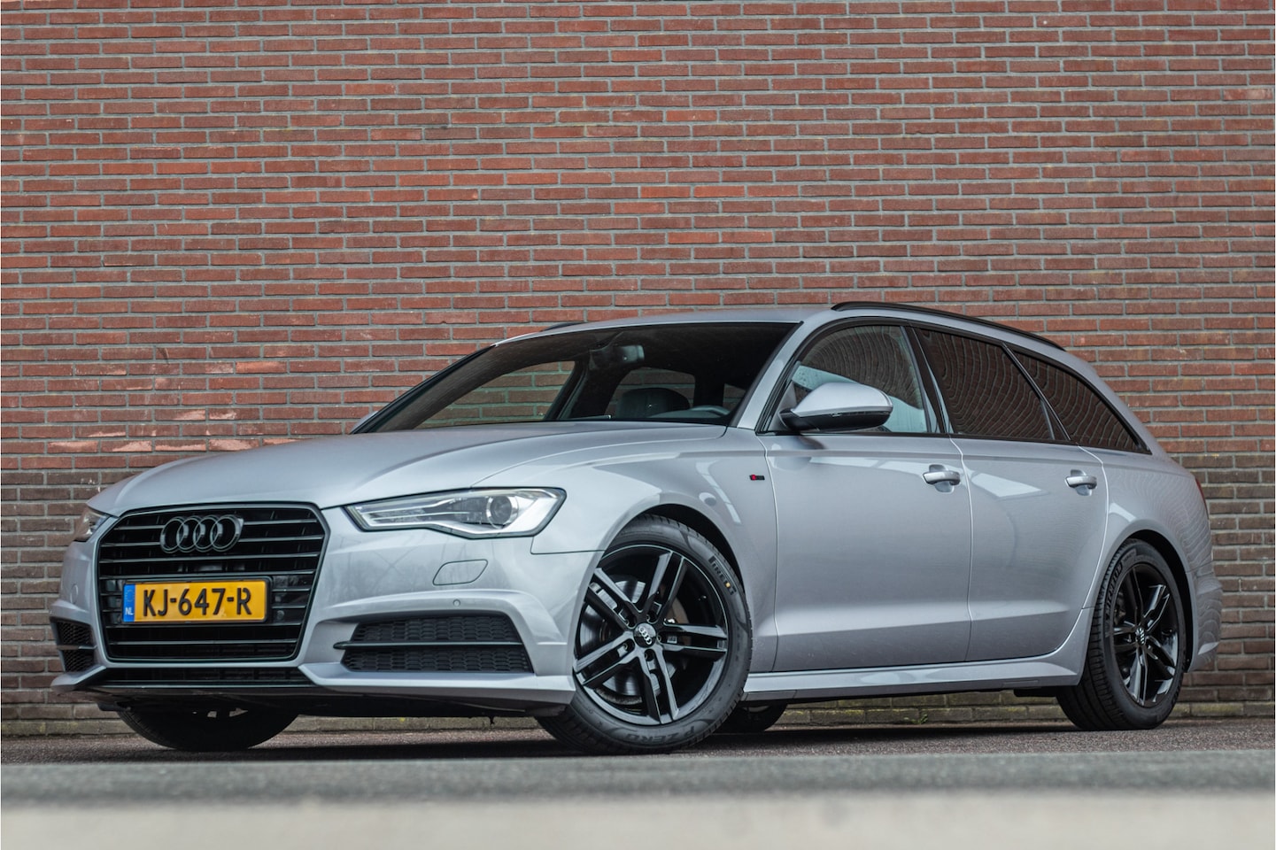 Audi A6 - 1.8 TFSI S-tronic Adrelin Sport, Origineel NL, S-Line, Stoelverwarming, Navigatie, Sportst - AutoWereld.nl